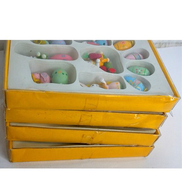 Vintage Wooden Easter Ornaments Set of 10 - Picture 4 of 6